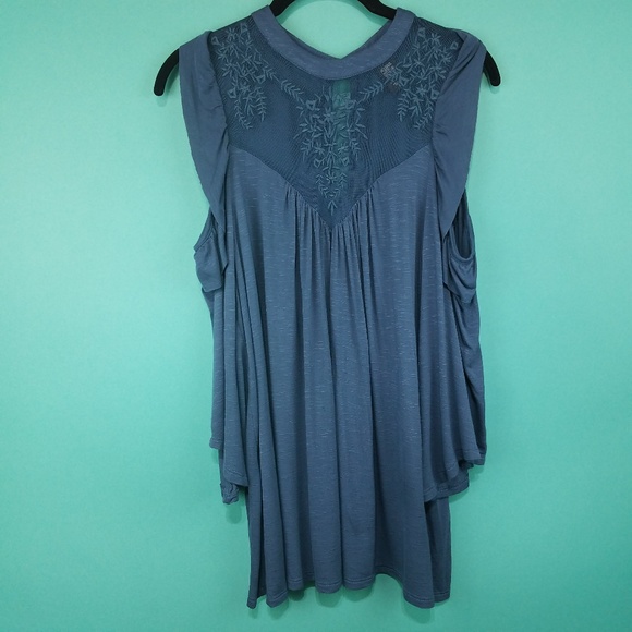 torrid Tops - Torrid Cold Shoulder Knit Top